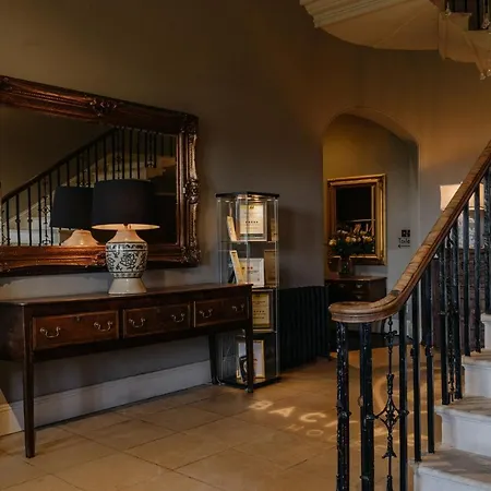 호텔 Backwell House 5*