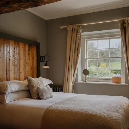 Backwell House Szálloda 5*