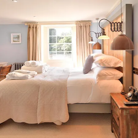 Backwell House 5*